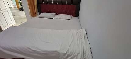 OYO 92224 Hotel Tris