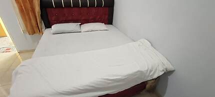 OYO 92224 Hotel Tris