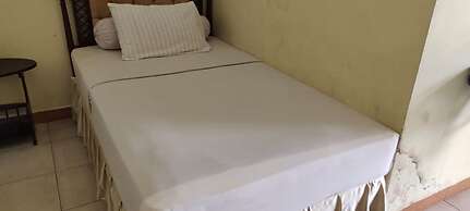 OYO 92224 Hotel Tris