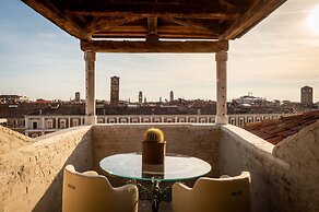 The Venice Venice Hotel