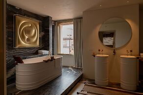 The Venice Venice Hotel