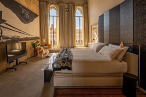 The Venice Venice Hotel