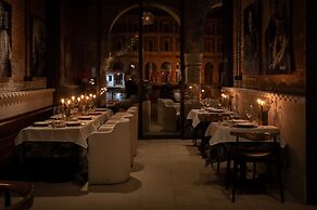 The Venice Venice Hotel