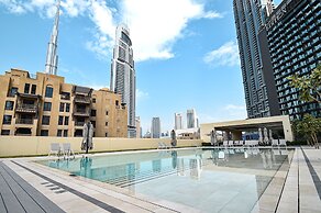 Premium 2BR Apt in Downtown - Burj Khalifa View - ROY