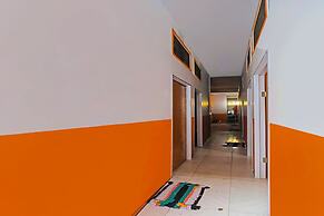 SPOT ON 92360 Penginapan ReniNearMall Nagoya Hill