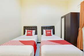 Capital O 3971 Griya Loka Syariah 1 Sampangan