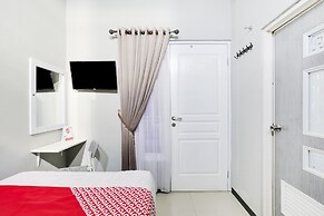 Capital O 3971 Griya Loka Syariah 1 Sampangan