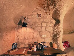 Feris Cave Hotel