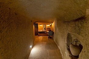 Feris Cave Hotel