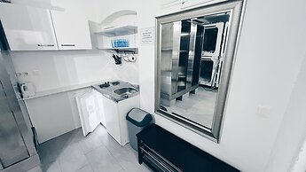 Space One Vienna - Sleeps 7 - Affordable & Central