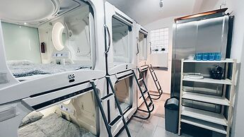 Space One Vienna - Sleeps 8 - Affordable & Central