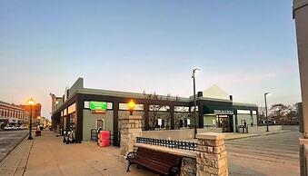 Manistee Inn & Marina