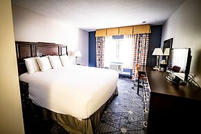 Manistee Inn & Marina