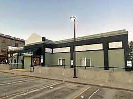 Manistee Inn & Marina