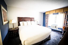 Manistee Inn & Marina