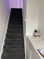 Gorgeous 2-bed Apt in Leafy Richmond!