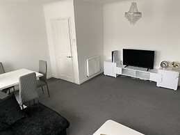 Gorgeous 2-bed Apt in Leafy Richmond!