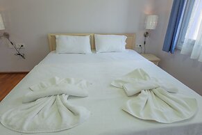 Deniz Önü Guesthouse