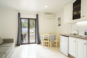 Apartamentos Vale de Carros by Umbral