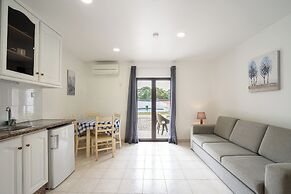 Apartamentos Vale de Carros by Umbral
