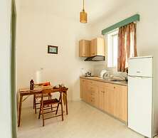 Lefteris APT Near Ialysos Beach