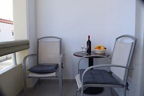 Lefteris Insta-worthy Studio With Garden View