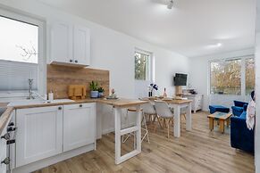 Green Square Apartment by Renters