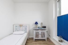 Green Square Apartment by Renters