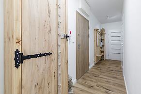 Green Square Apartment by Renters