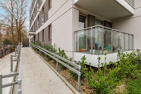 Green Square Apartment by Renters