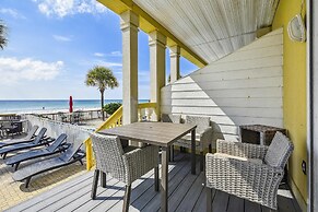 Just Beachy - 5 Bedroom Beach Front Home! Sleeps 20 Home by RedAwning