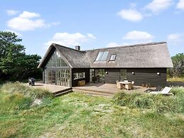 Blavand Garden Retreat: Tranquil Escape-by Traum