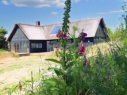 Blavand Garden Retreat: Tranquil Escape-by Traum