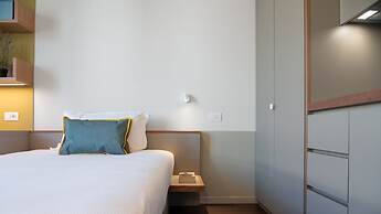 aparto Milan Giovenale