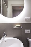 aparto Milan Giovenale