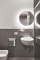 aparto Milan Giovenale