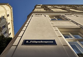 URBANAUTS STUDIOS Fillgrader