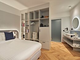 URBANAUTS STUDIOS Fillgrader