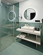 URBANAUTS STUDIOS Fillgrader