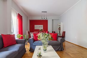 Adorable 2 Bedrooms Apartment in Athens