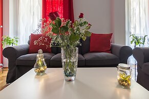 Adorable 2 Bedrooms Apartment in Athens