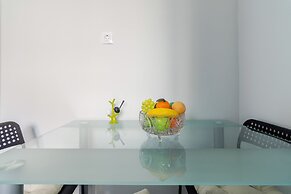 Adorable 2 Bedrooms Apartment in Athens