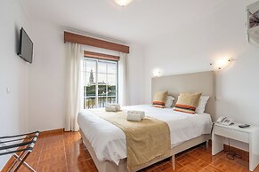 Residencial Padre Pio by Umbral