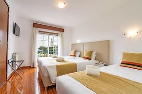 Residencial Padre Pio by Umbral