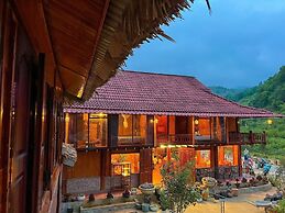 Bac Ha Lodge Reatreat