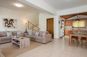 Villa Dafni Panoramic Lake View