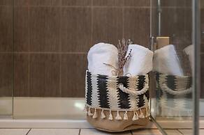 Villa Dafni Panoramic Lake View