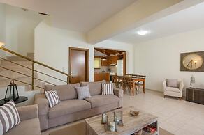 Villa Dafni Panoramic Lake View