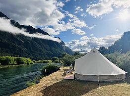 Rio Manso Camp - Glamping Bariloche