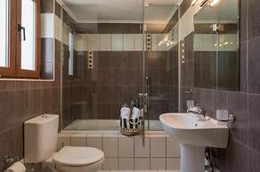 Villa Rea Panoramic Lake View